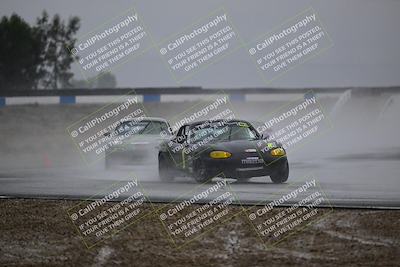 media/Nov-15-2025-CalClub SCCA (Sat) [[7bfa5a7151]]/Race/Group 4/